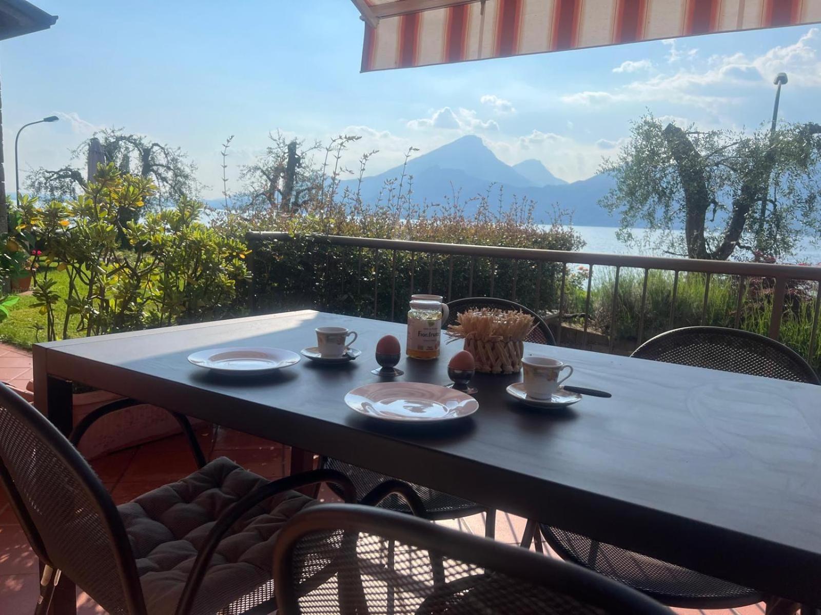 Residence Villa Al Lido Brenzone sul Garda Buitenkant foto