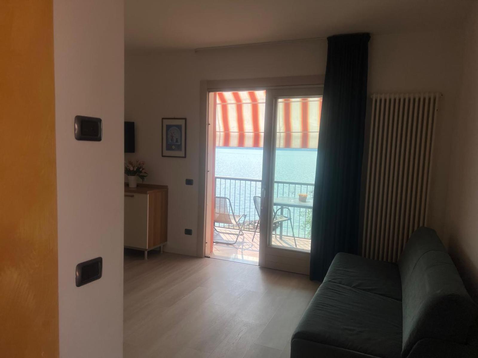 Residence Villa Al Lido Brenzone sul Garda Buitenkant foto