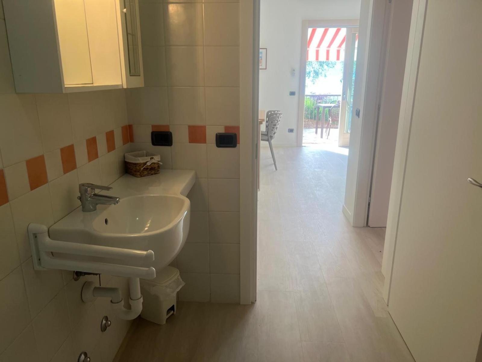 Residence Villa Al Lido Brenzone sul Garda Buitenkant foto